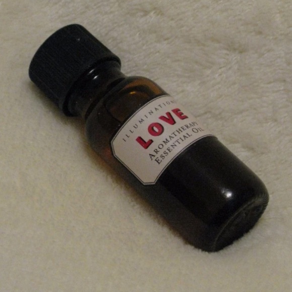 Illuminations Candle Co. 'Love' Essential Oil 10ml Very Rare HTF - Neroli Ylang - Picture 4 of 4